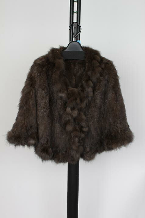 楽天市場】Moi-meme-Moitie / 燭台刺繍ニットケープ モワメーム