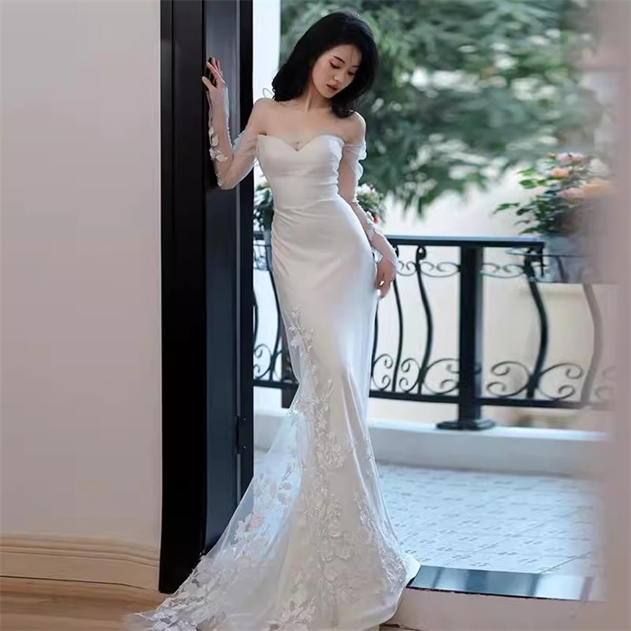 ホワイトウェディングドレス長袖オフショルダーロング丈ロングドレスウェディングドレス白花パーティードレス二次会ドレスブライダル撮影XS/S/M/L/XLレディースマーメイドドレスエレガント花蝶リボン｜ヒビプラス