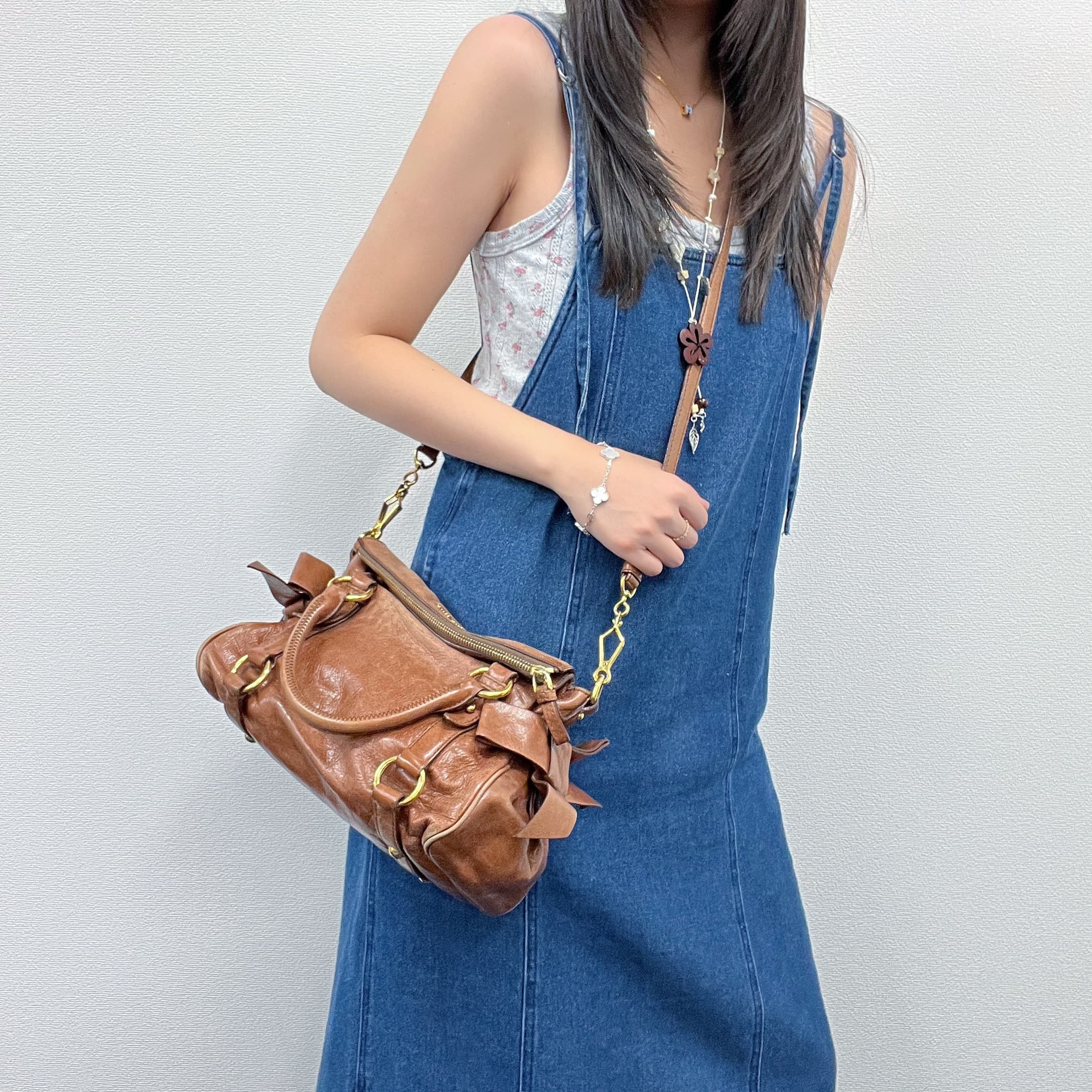 【最高級レザー❗️】美品！miumiu vittelo レザー　ハンドバッグ　茶色 最高級レザー❗️】美品！miumiu vittelo レザー ハンドバッグ 茶色