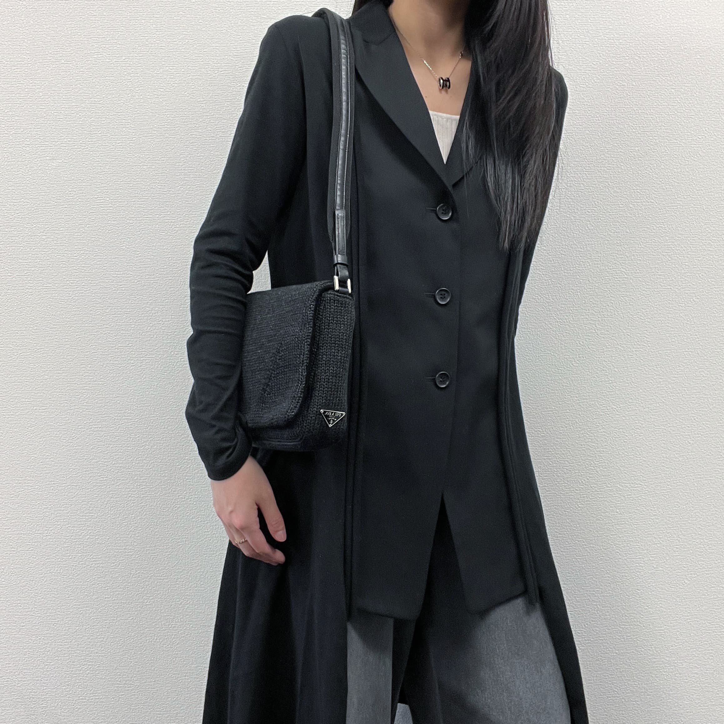 【中古】PRADA プラダ ショルダーバッグ 黒いこと 羊毛 ヴィンテージ レディース【中古美品】HIBUOCHI VINTAGE HBOC260208A11