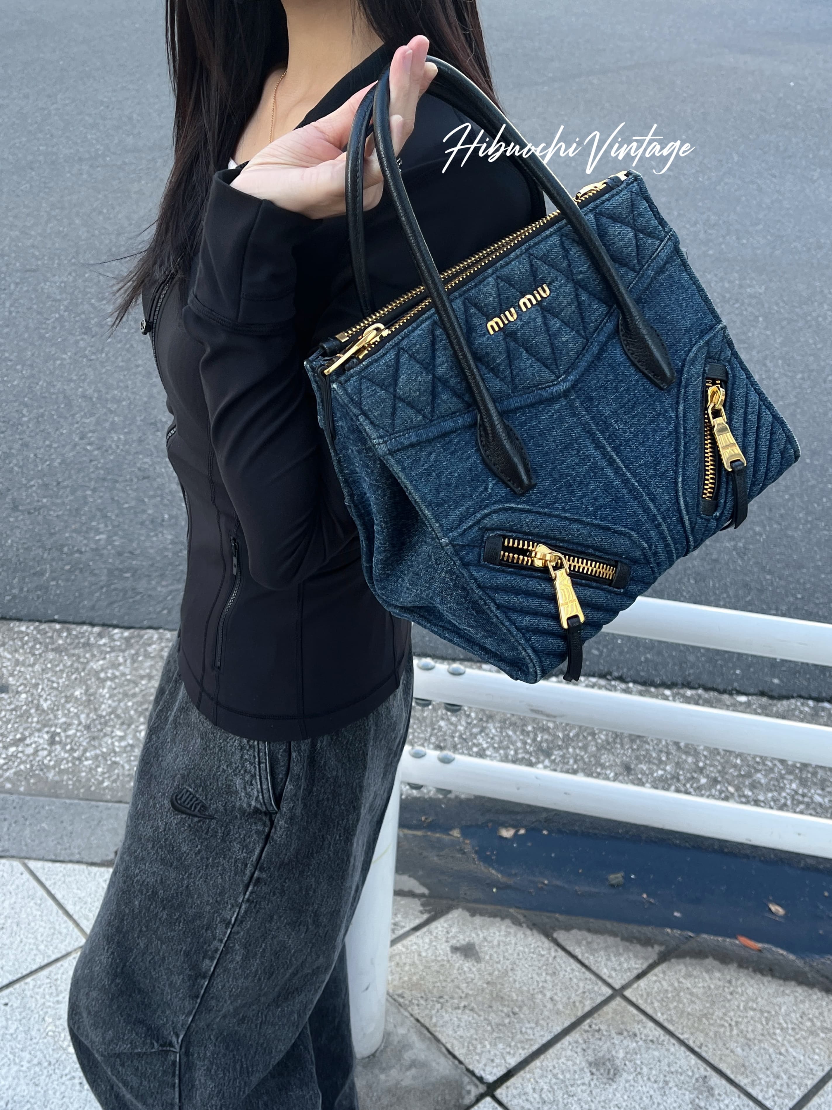 【中古】miumiu ミュウミュウ ハンドバッグ ブルー デニム ヴィンテージ レディース【中古美品】HIBUOCHI VINTAGE　HBOC260218A04
