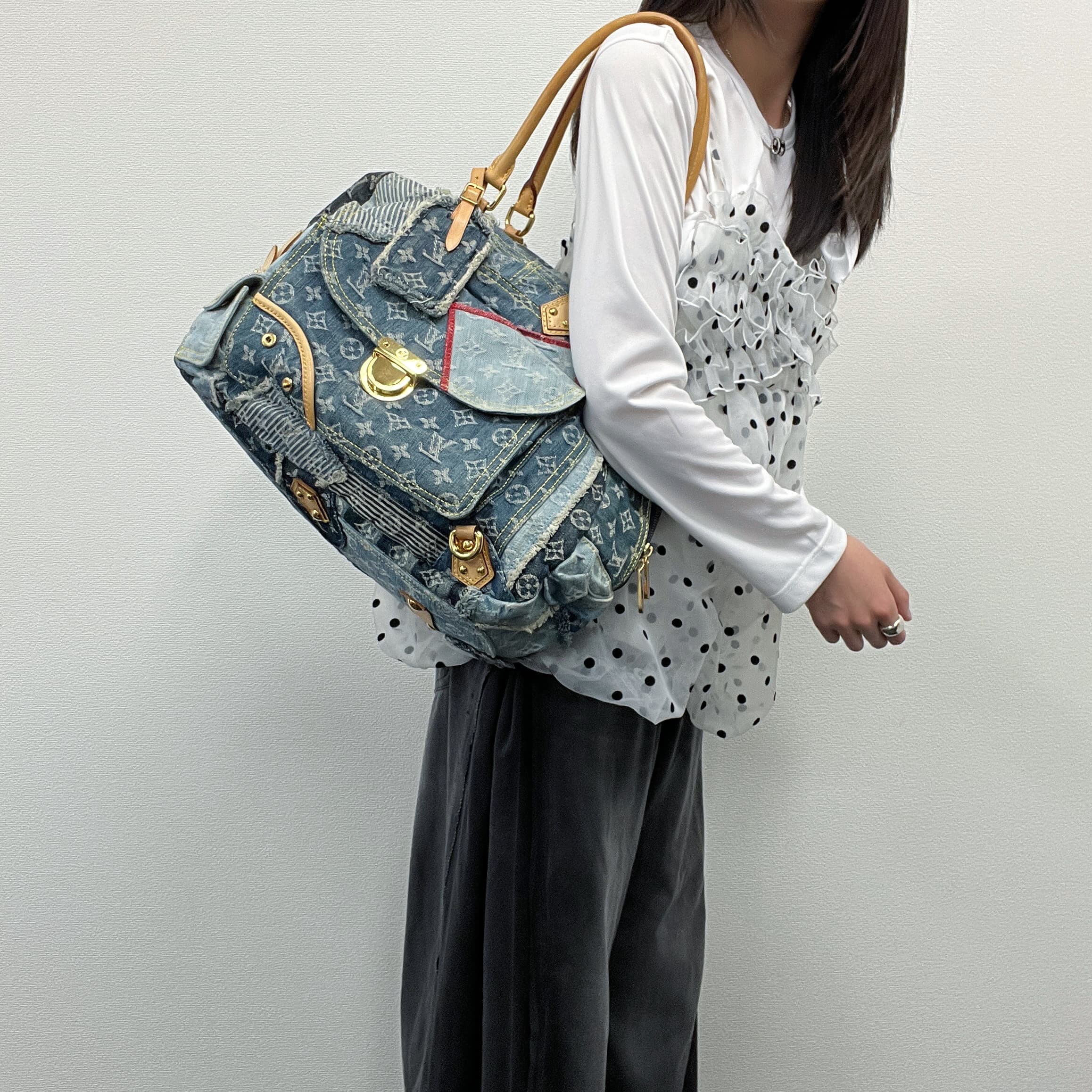 【中古】LOUIS VUITTON ルイヴィトン モノグラム パッチワーク ボウリィ ショルダーバッグ ハンドバック 青色 ジーンズ M95376  ヴィンテージ レディース【中古美品】HIBUOCHI VINTAGE hboc260503a11