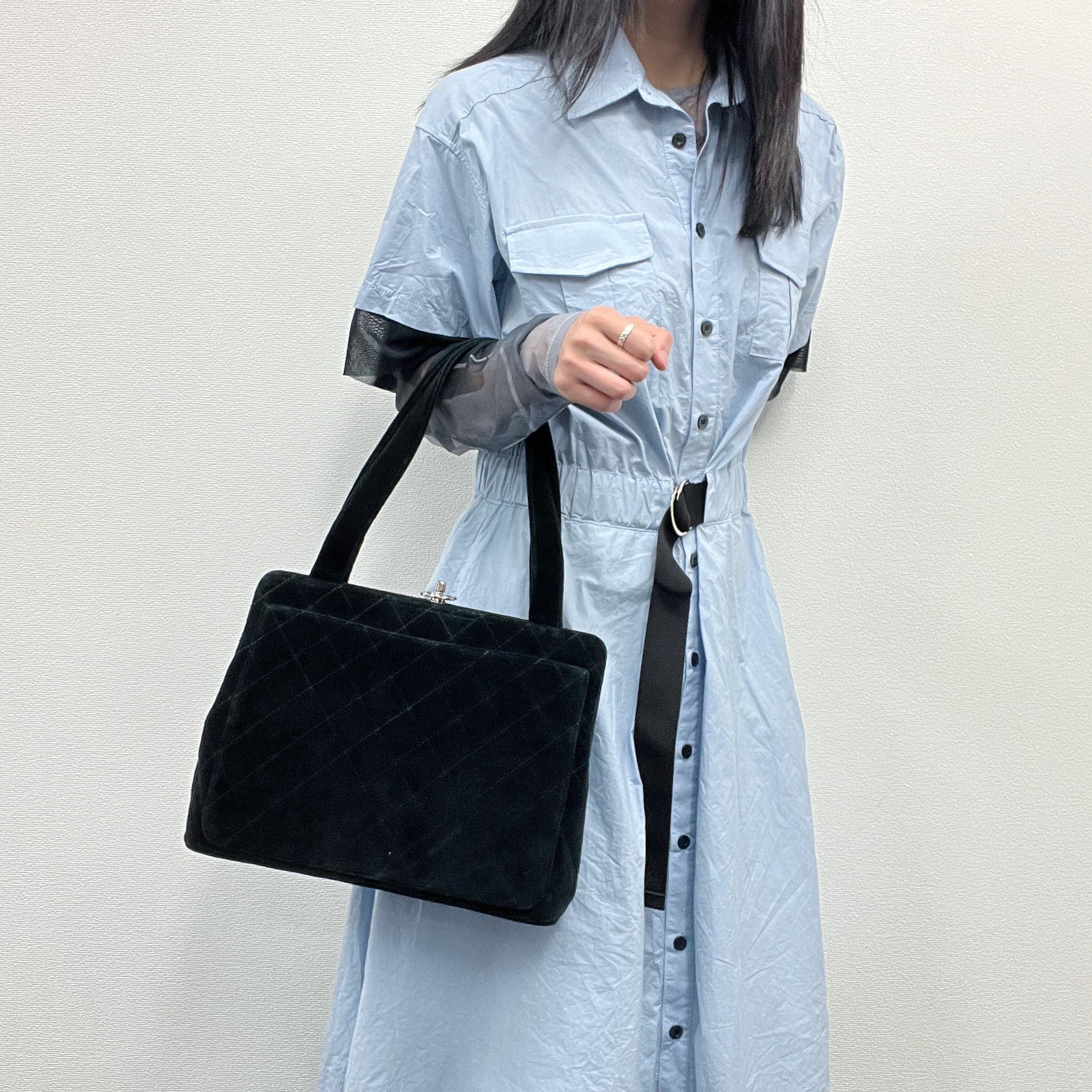 【中古】CHANEL シャネル ココマーク マトラッセ トートバッグ ショルダーバッグ 肩かけ 黒いこと 天鵞絨 4番台 ヴィンテージ レディース【中古美品】HIBUOCHI VINTAGE hboc260518a13