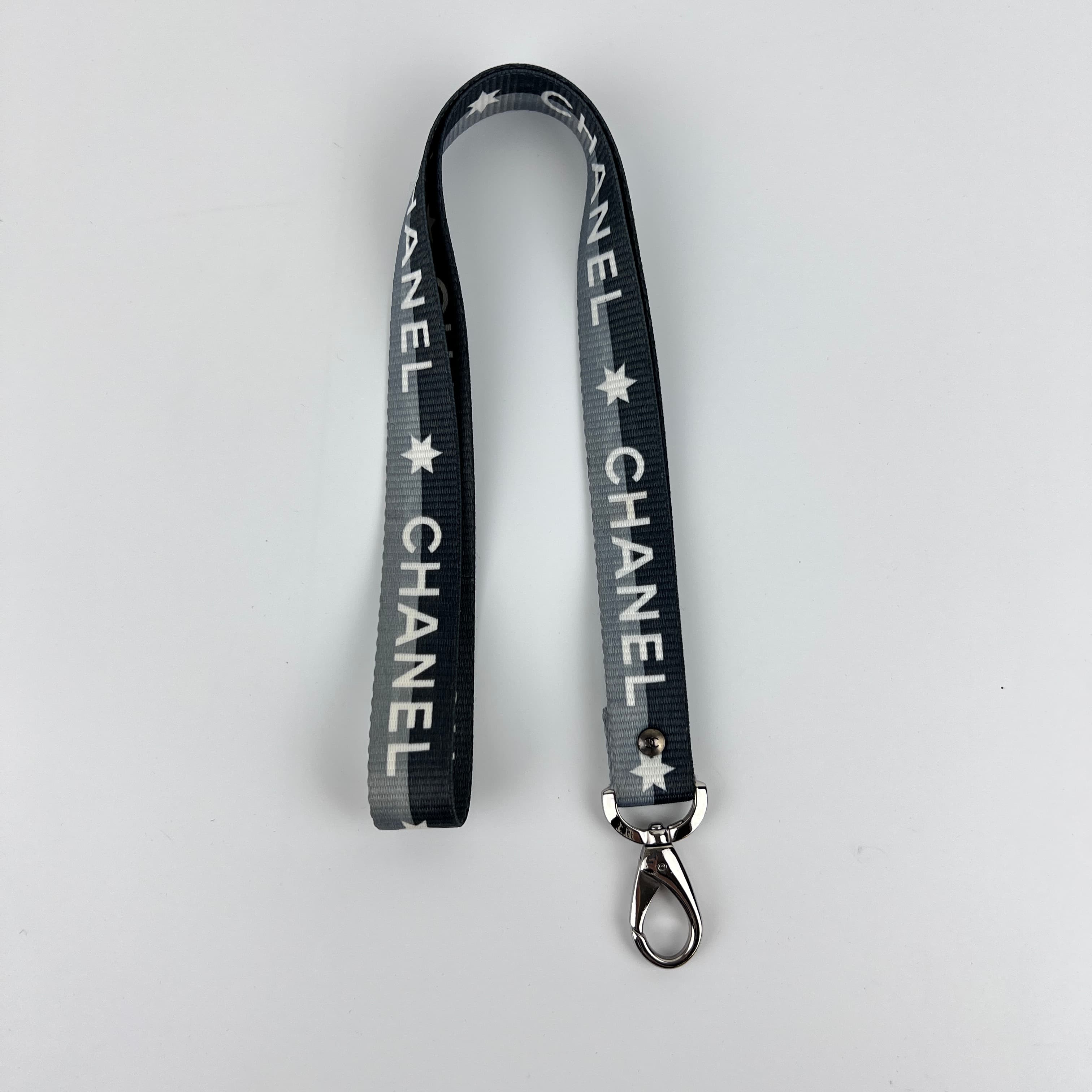 Chanel シャネル　ネックストラップ　ストラップ 楽天市場】CHANEL シャネル ネックストラップ ロゴ ナイロン