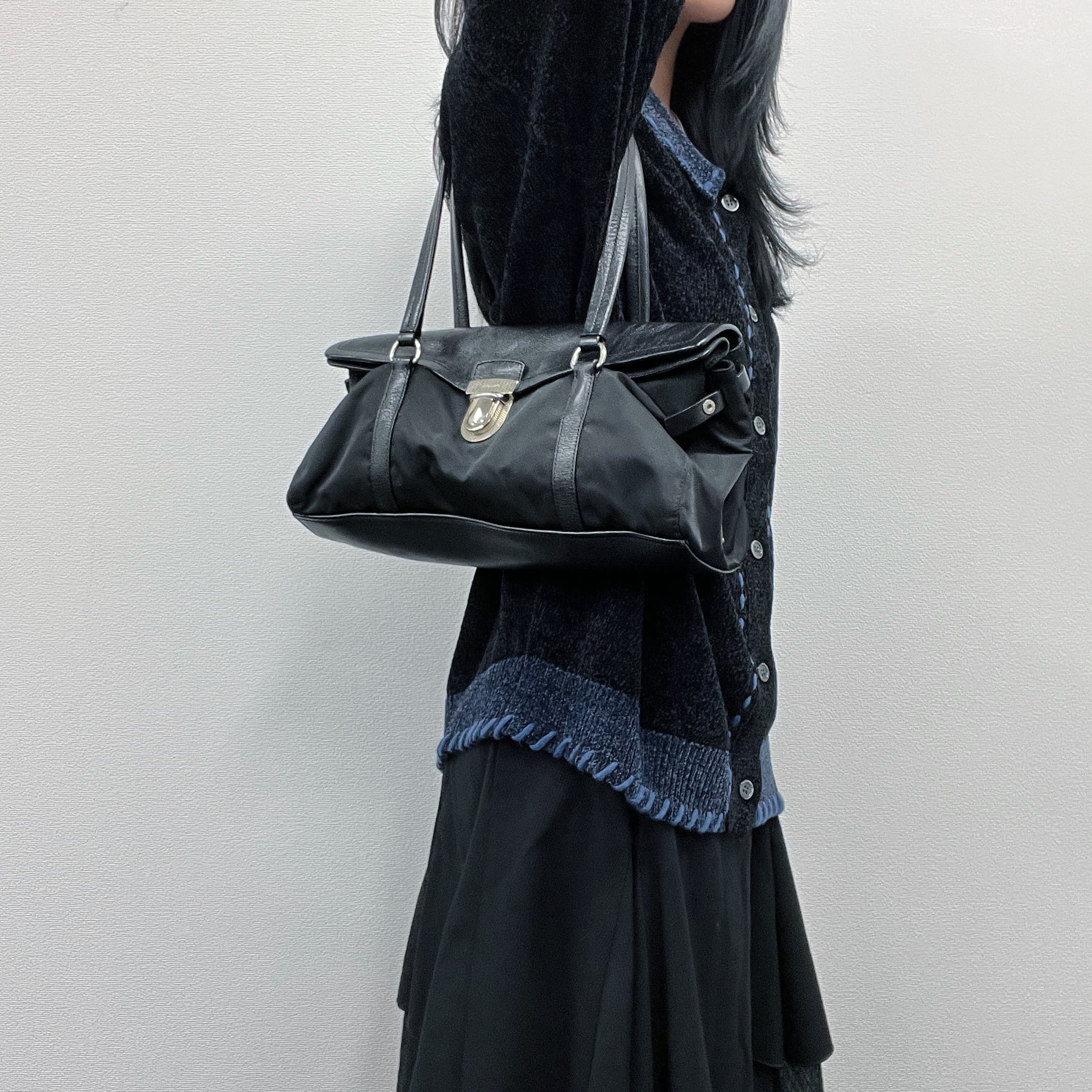 美品 PRADA プラダ テスート ホーボー 黒 ナイロン ショルダーバッグ PRADA プラダ TESSUTO + VITELLO ブランドオフ ナイロン ショルダー