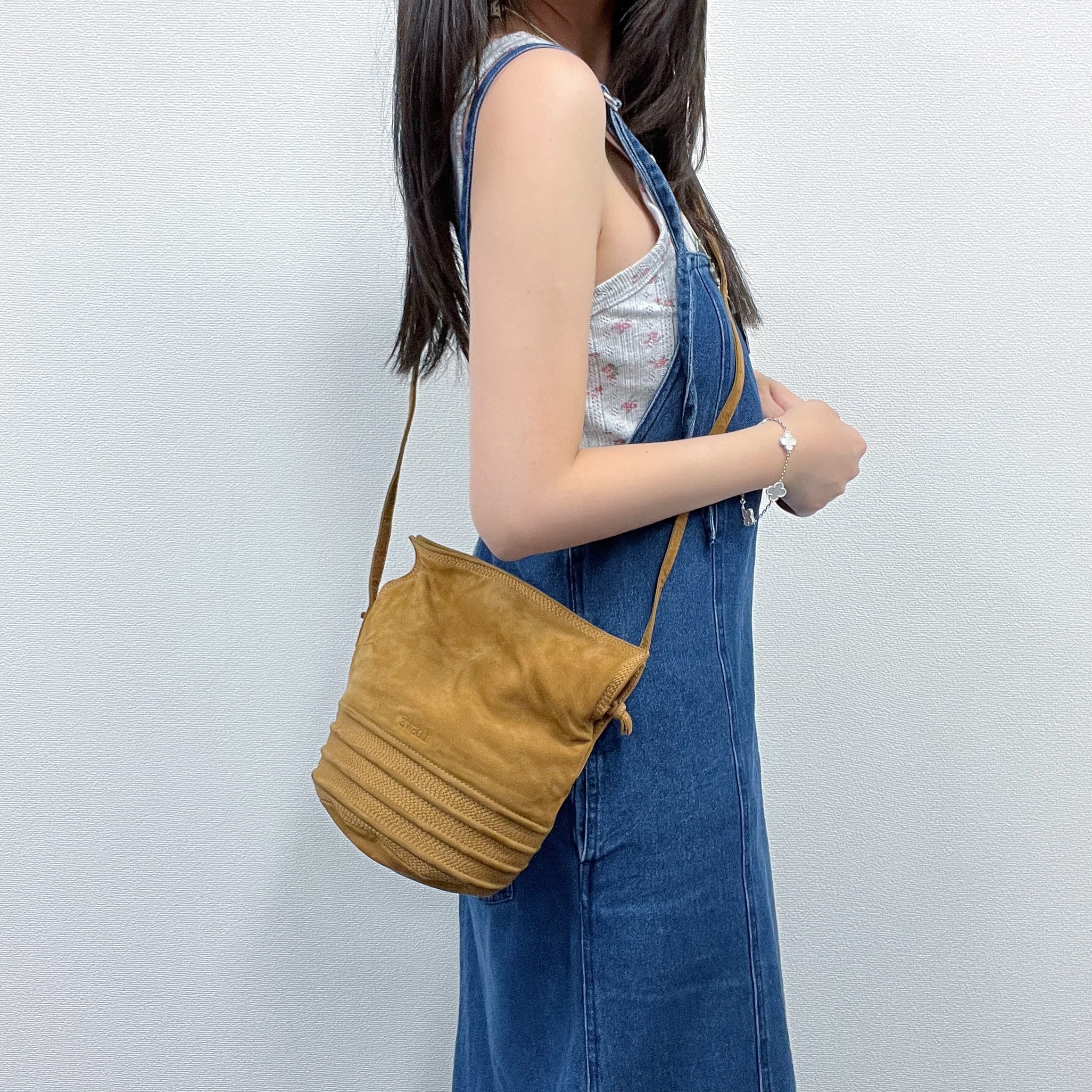 【中古】LOEWE ロエベ アナグラム ショルダーバッグ ブラウン スエード ヴィンテージ レディース【中古美品】HIBUOCHI VINTAGE 27,820円