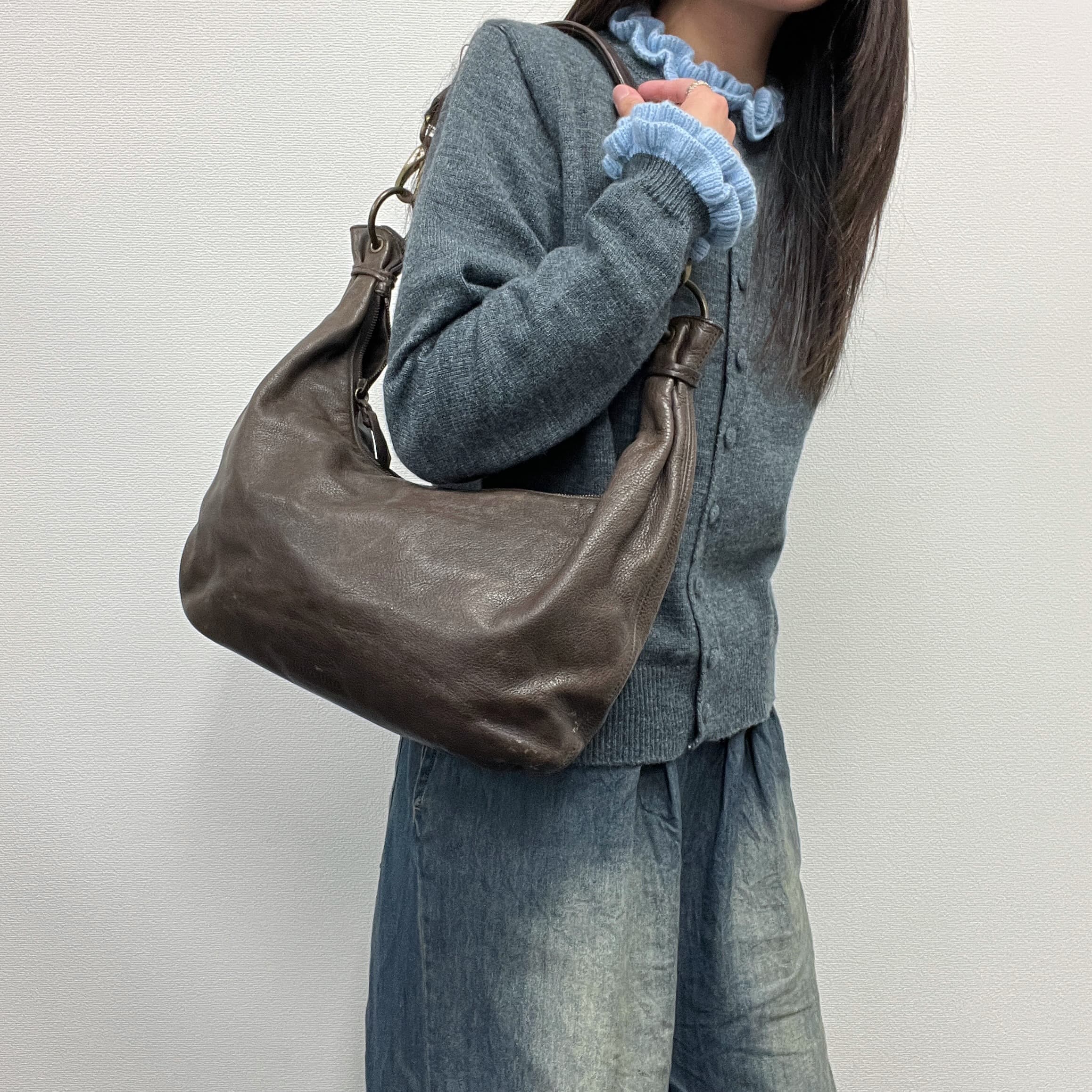 【中古】miumiu ミュウミュウ ハンドバッグ ショルダーバッグ 肩掛け ブラウン レザー ヴィンテージ レディース【中古美品】HIBUOCHI VINTAGE