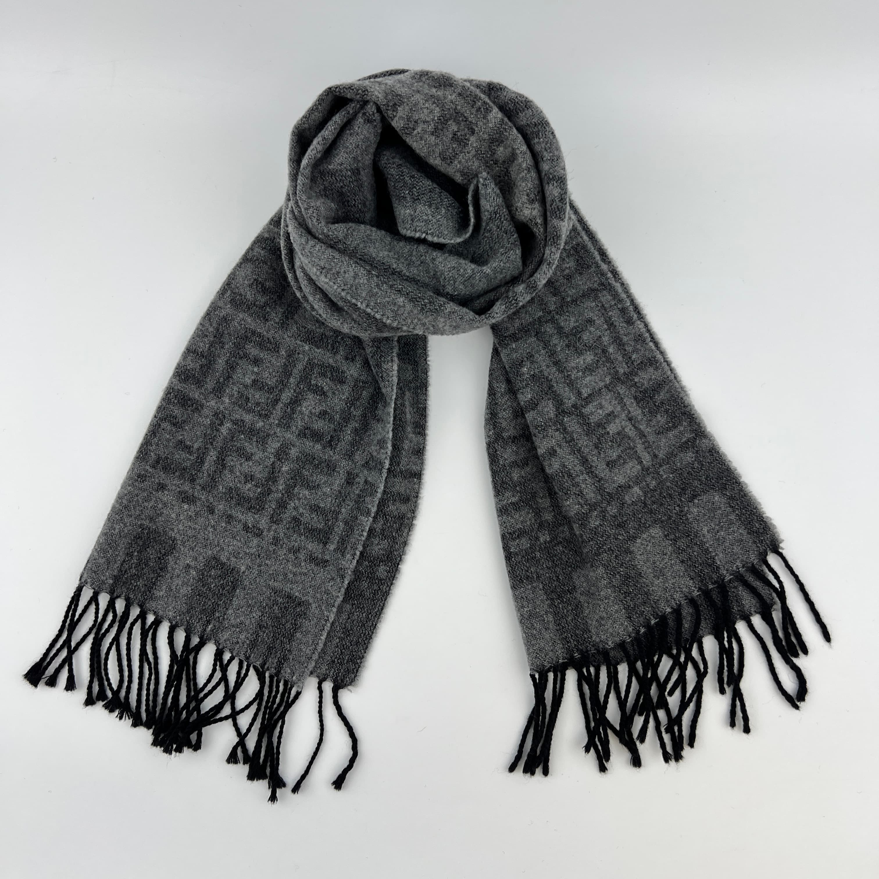 【中古】FENDI フェンディ マフラー グレー ウール ヴィンテージ レディース【中古美品】HIBUOCHI VINTAGE|HIBUOCHI VINTAGE 店