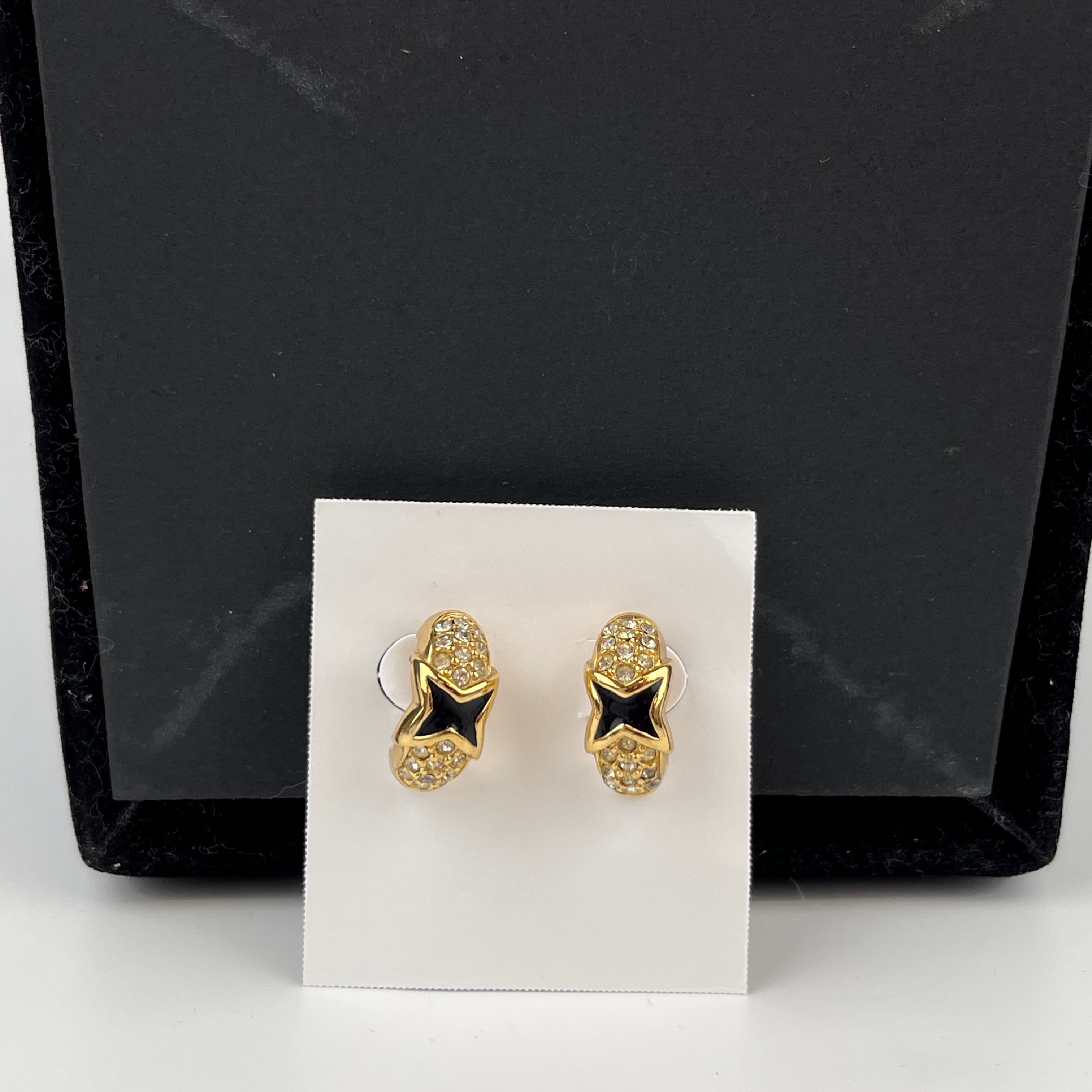 【中古】Christian Dior クリスチャンディオール 両耳ピアス アクセサリー ピアス ゴールド ヴィンテージ レディース【中古美品】HIBUOCHI VINTAGE　HBOC260117A11