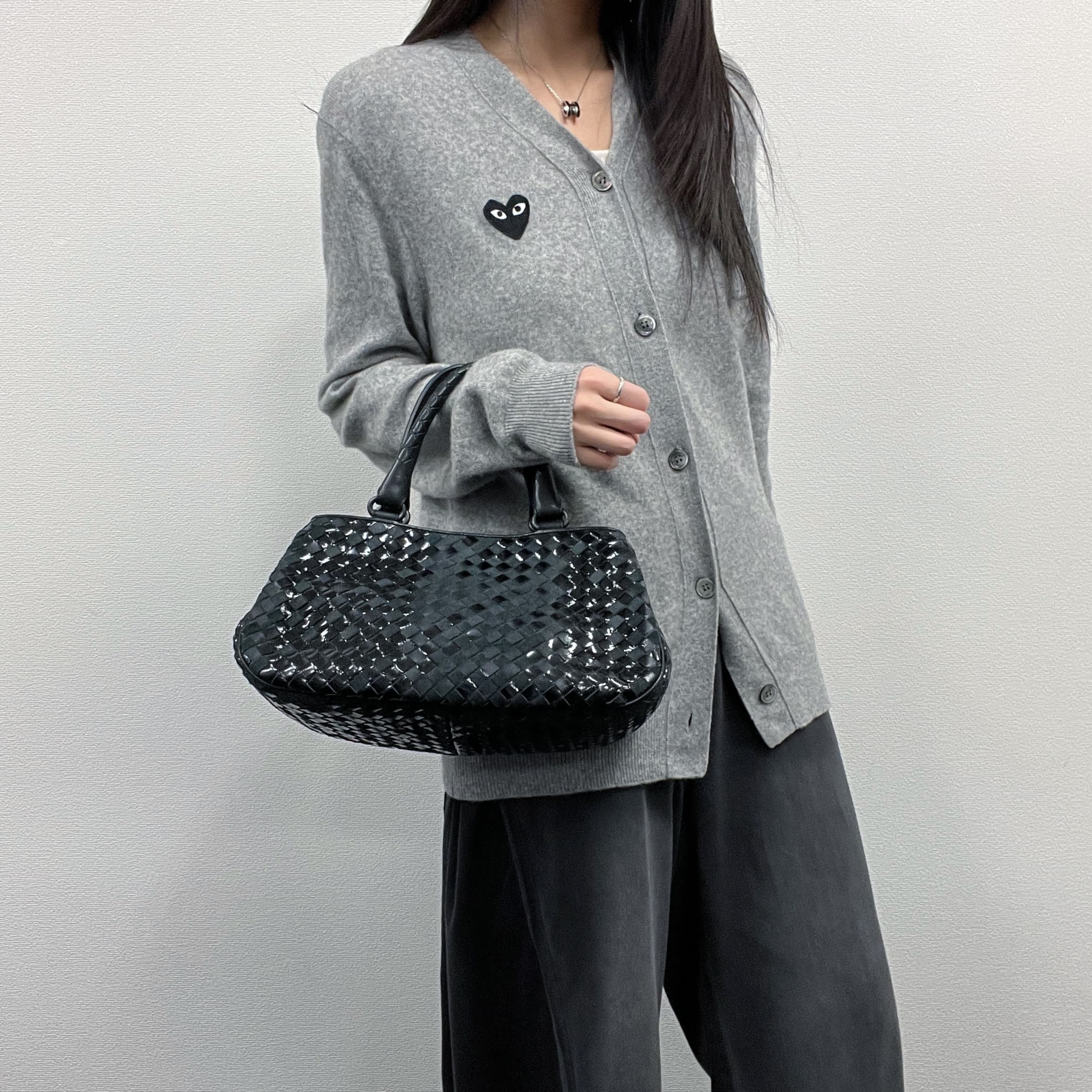 【中古】Bottega Veneta ボッテガヴェネタ イントレチャート ハンドバッグ ブラック レザー ヴィンテージ レディース【中古美品】HIBUOCHI VINTAGE hboc260313a08