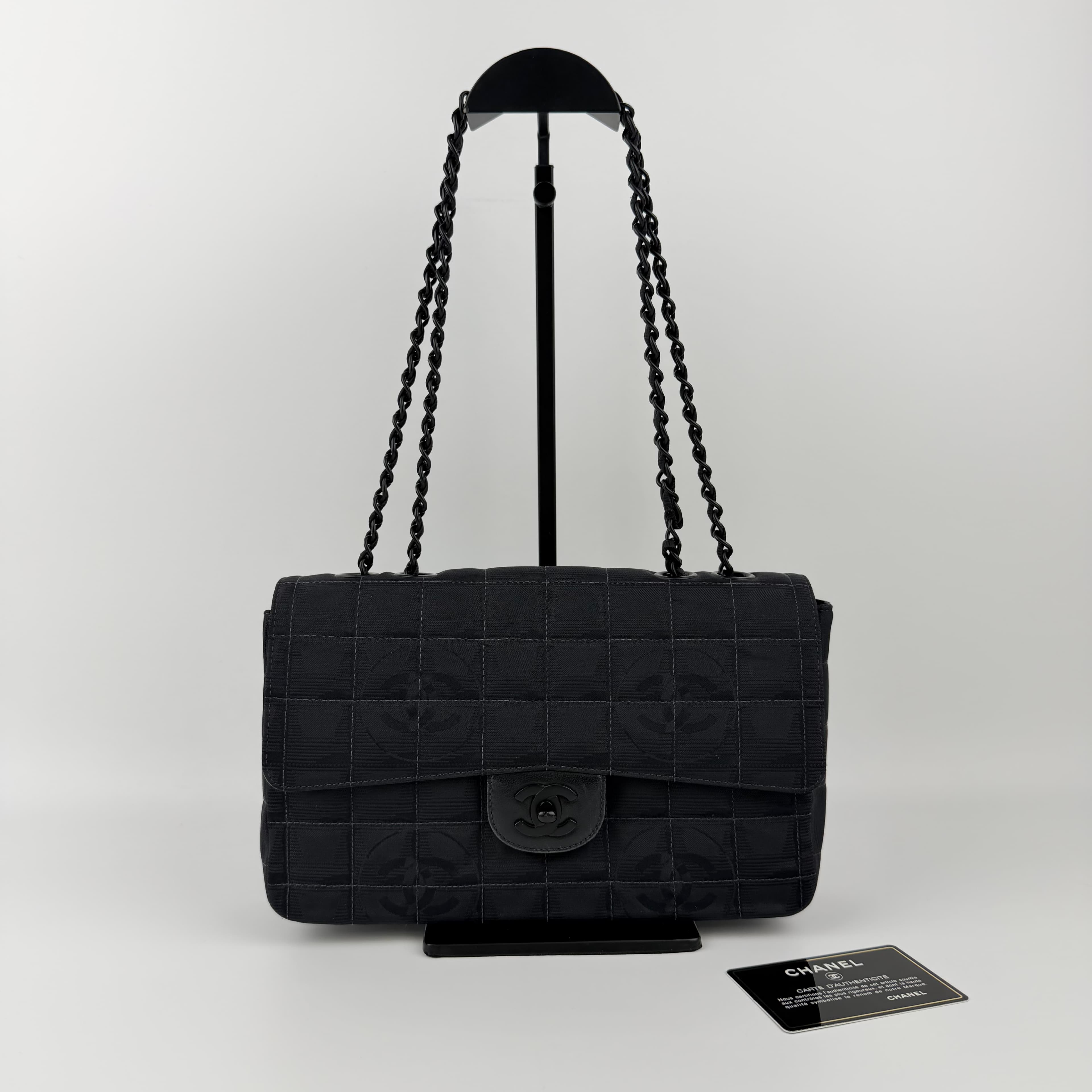 【中古】CHANEL シャネル ココマーク ニュートラベル チェーンショルダーバッグ ブラック ナイロン 7番台 ヴィンテージ レディース【中古美品】HIBUOCHI VINTAGE hboc260403a09