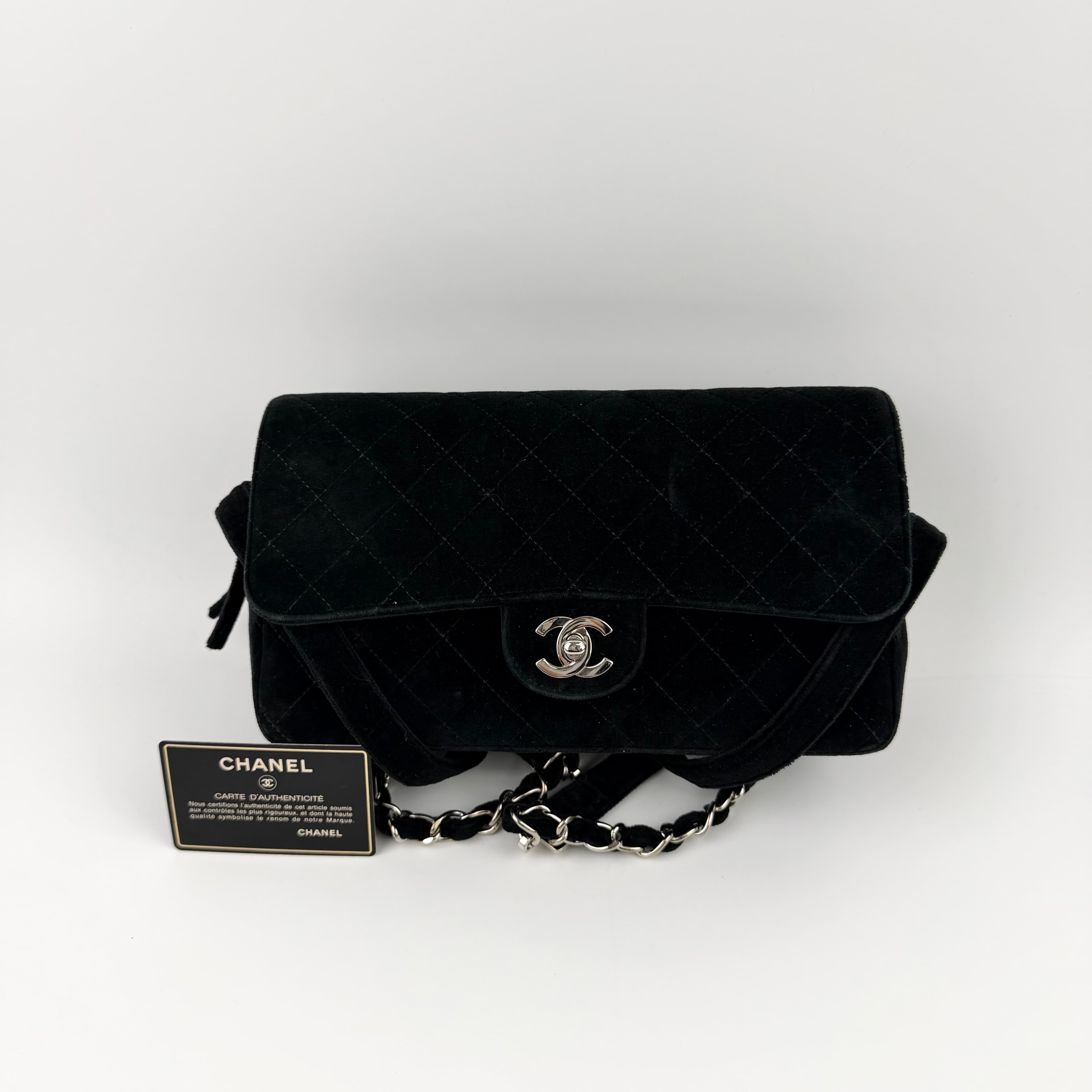 【中古】CHANEL シャネル ココマーク マトラッセ 背嚢 うしろ側容器に並べる 黒いこと 天鵞絨 4番台 ヴィンテージ レディース【中古美品】HIBUOCHI VINTAGE hboc260426a02
