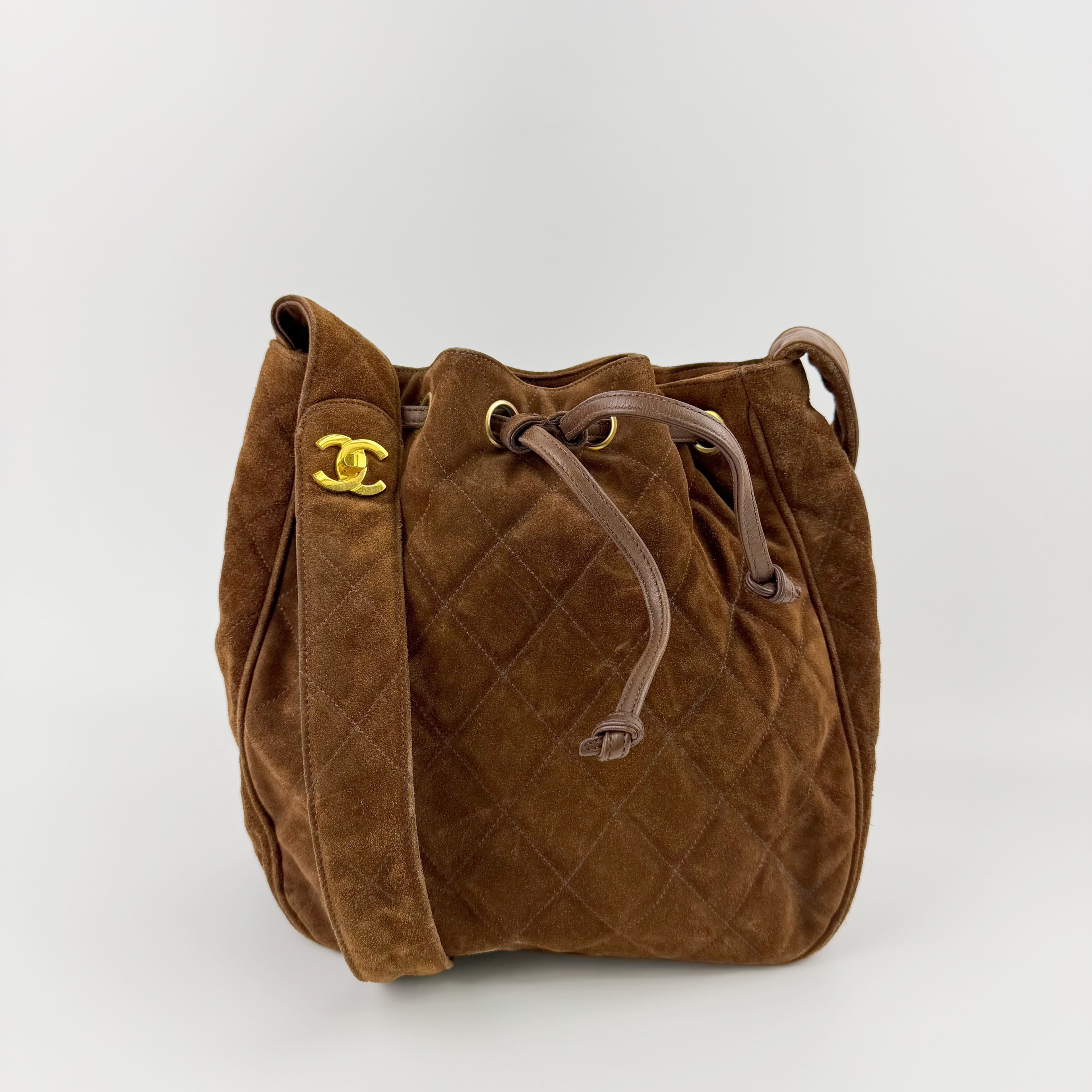 【中古】CHANEL シャネル ココマーク マトラッセ ショルダーバッグ スエードクロス なめし革 赤銅色 金具ゴールド 判子 3番台 ヴィンテージ レディース HIBUOCHI VINTAGE hboc260529a15
