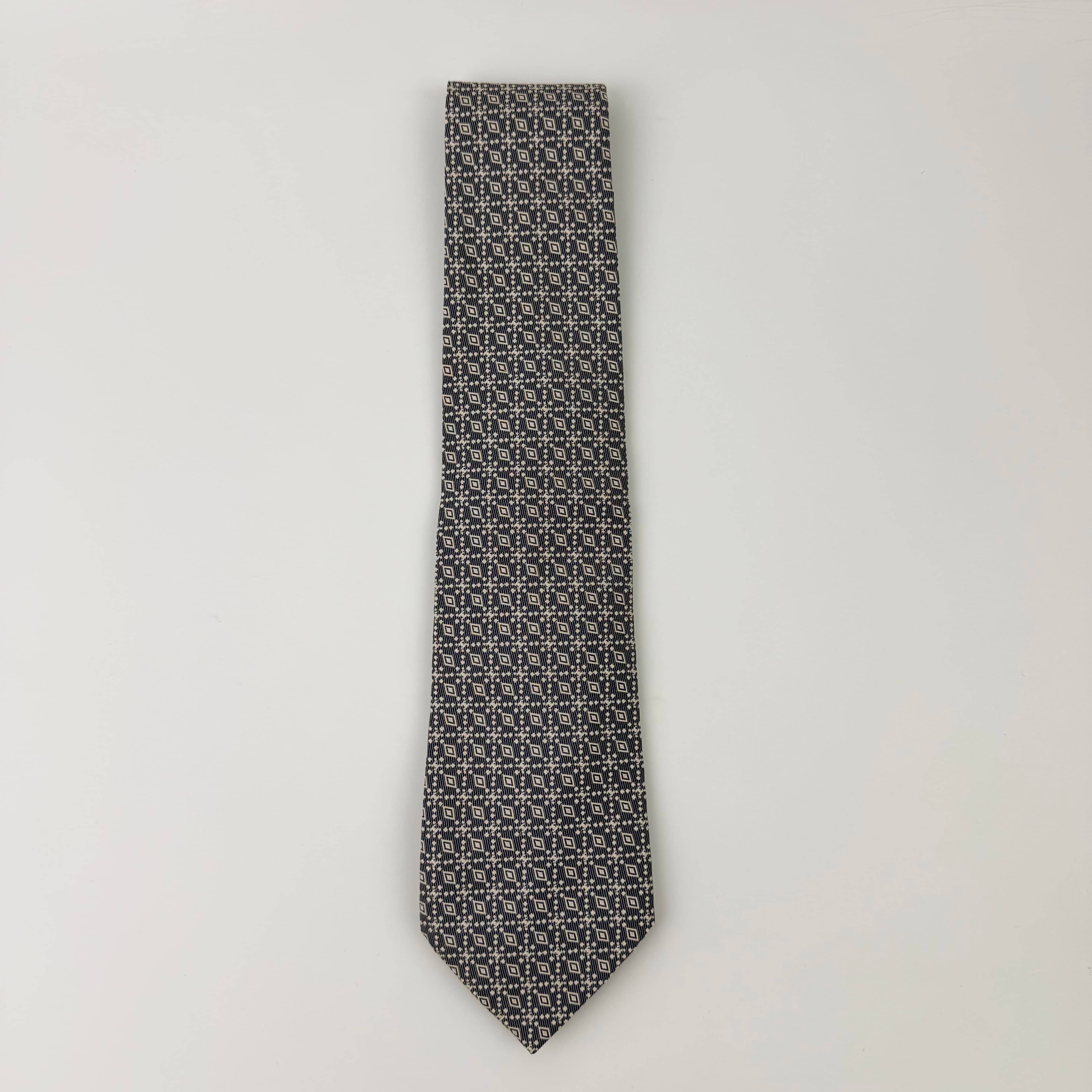 【中古】CHANEL シャネル ココマーク 総柄 絹地タイ タイ 絹地 薄墨色 ヴィンテージ レディース HIBUOCHI VINTAGE hboc260605a12