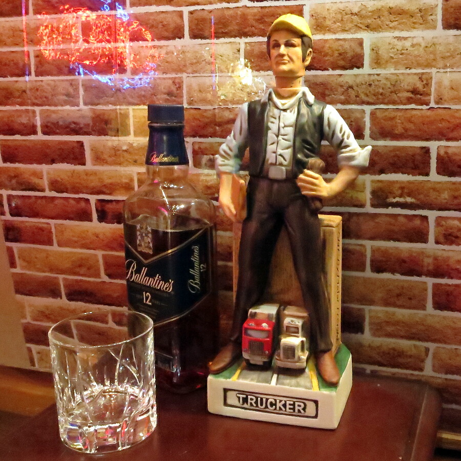 楽天市場 デカンタ Trucker トラッカー デキャンタ デットストック ヴィンテージ おしゃれ アメリカン雑貨 ハイドアウト