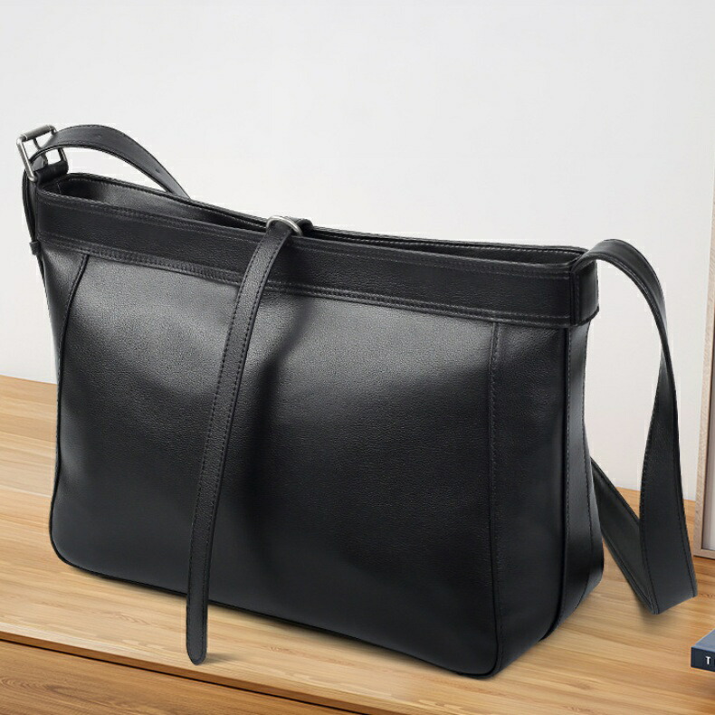 本革 メンズショルダーバッグ 牛革レザー斜め掛けバッグ 都会的シンプル 軽量大容量 通勤カジュアル対応 PC収納 ギフト プレゼント 記念日 お祝い プチギフト