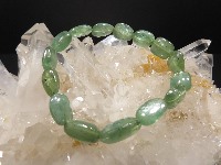 【当店オススメ】タンザニア産 成功へ導く石 グリーン カイヤナイト オーバル【藍晶石】ブレスレット｜天然石ひかり