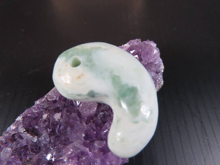 楽天市場】【超ポイントバック祭中P2倍】○【糸魚川翡翠 勾玉(硬玉・ま