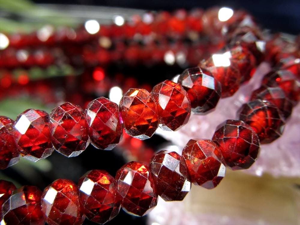 旧家蔵出　清国時代物　本物保証品　ヒスイ　翡翠 神獸葡萄　翡翠本物保証お守り 4610-1.jpg