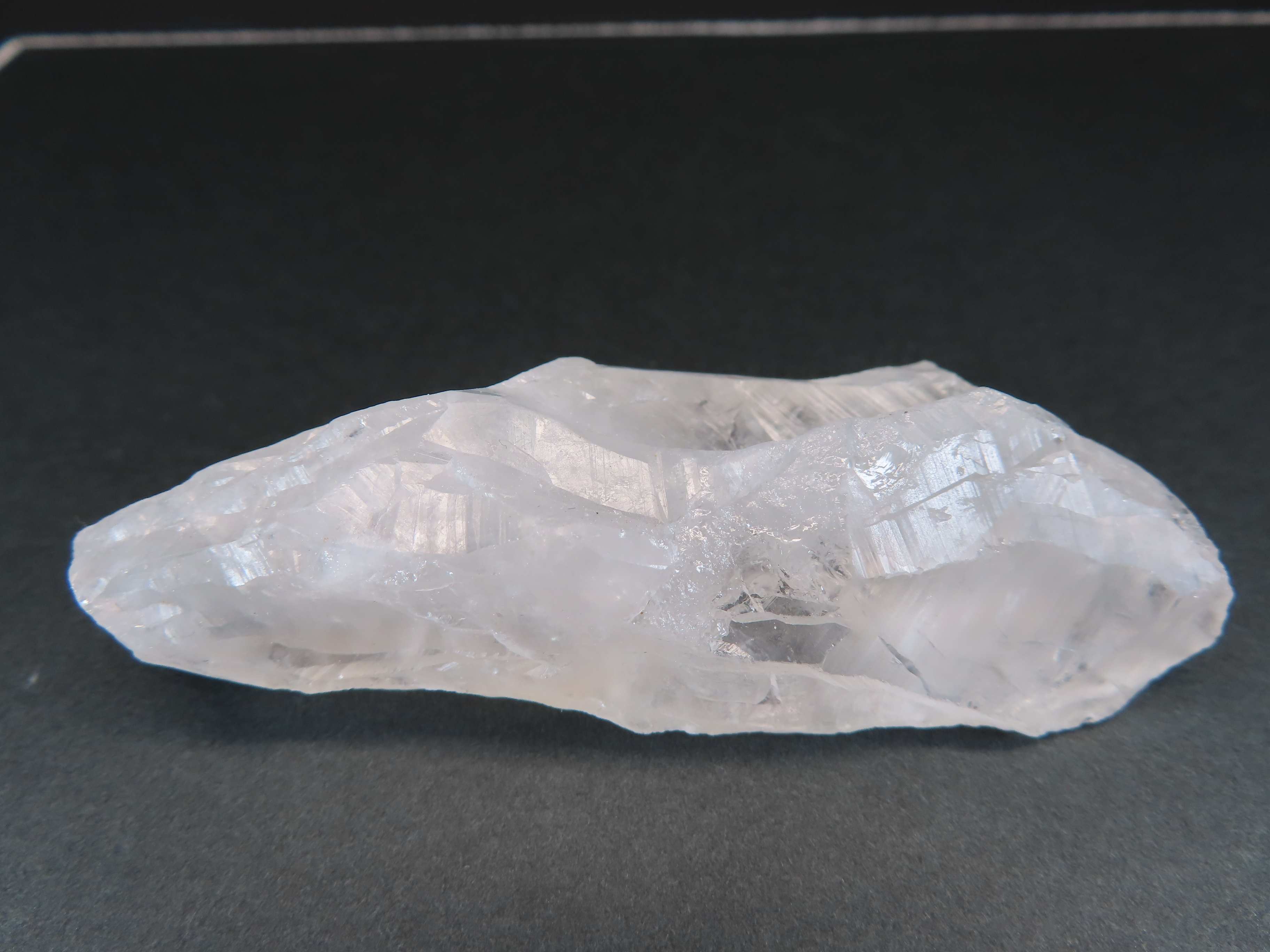 楽天市場】産出量ごく僅かの希少石 僧侶が集めた【真実の地】からの