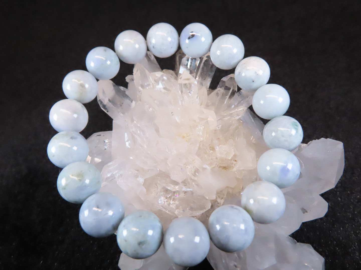 超極上レア物✳一番数少ない幻の幸運の黄色‼️ 鑑定無しの安価糸魚川翡翠勾玉ガラス質 ⭕️超極上レア物 ✳一番数少ない幻の幸運の黄色‼️ 糸魚川