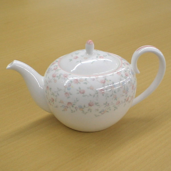 楽天市場】ノリタケ ( NORITAKE ) 花更紗 ティーポット 520ml [ブランドロゴ入りギフトＢＯＸ] 人気 ギフト 御祝 結婚祝 出産祝  新築祝 結婚内祝 出産内祝 新築内祝 粗品 景品 記念品 歳祝 : ヒキタギフトセンター