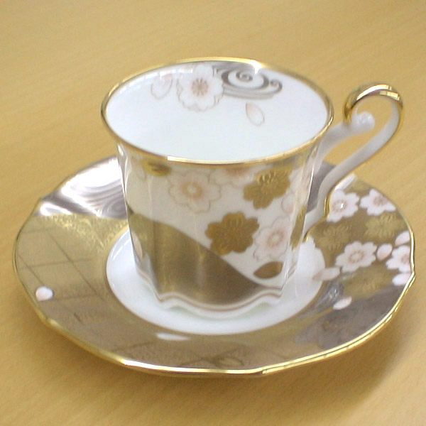 ノリタケ 日本製 あやみなも 桜金銀彩コーヒーカップ ソーサー ブランドロゴ入りギフト あす楽 土曜営業 あす楽 日曜営業 ギフト 出産内祝 結婚内祝 結婚式引出物 各種内祝 Badiacolombia Com ノリタケ 日本製 あやみなも 桜金銀彩コーヒーカップ ソーサー ブランドロゴ入りギフト あす楽 土曜営業 あす楽 日曜営業 ギフト 出産内祝 結婚内祝 結婚式引出物 各種内祝 Badiacolombia Com