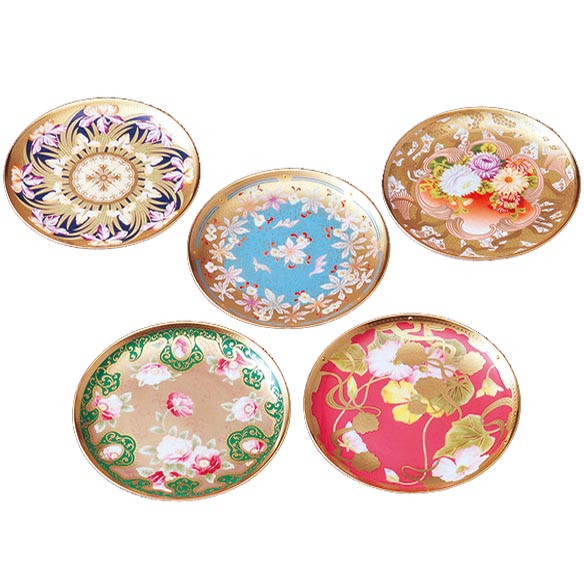 【当日送りとどける 11時までの申し付ける分】\u003cBR\u003eノリ竹 ( NORITAKE ) 日本製 \u003cBR\u003e和花寄せあわせ 花ショウブ・楓・菊・洋芥子・夕顔 \u003cBR\u003e18珊アソートプレート ５枚書き割り \u003cBR\u003e[ブランド名ロゴタイプ入り口・入口差し上げ物ＢＯＸ] \u003cBR\u003e一般受け 差し上げ物 御祝 一緒になる祝 生み出すこと祝 造営祝 一緒になる内祝 造営内祝 祝する品 歳祝
