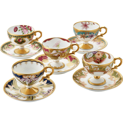 【当日送りとどける 11時までの申し付ける分】\u003cBR\u003eノリ竹 ( NORITAKE ) 日本製 \u003cBR\u003e和花寄せあわせ 花ショウブ・楓・菊・洋芥子・夕顔 \u003cBR\u003e紅茶・珈琲優勝杯＆平円盤 ５客書き割り \u003cBR\u003e130ml [ブランド名ロゴタイプ入り口・入口差し上げ物ＢＯＸ] \u003cBR\u003e一般受け 差し上げ物 一緒になる祝 造営祝 一緒になる内祝 造営内祝 祝する品