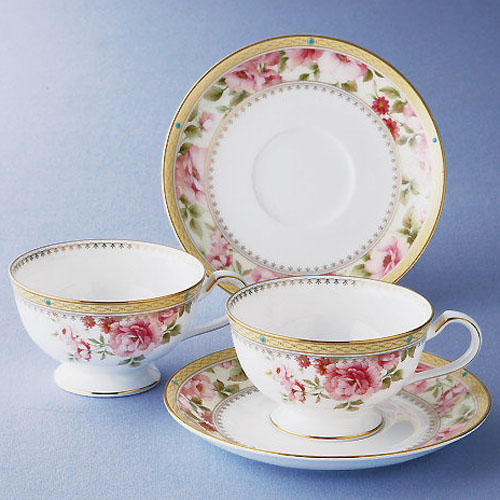 【当日送りとどける 11時までの申しつける分】\u003cBR\u003eノリ竹 ( NORITAKE ) \u003cBR\u003eハート型ジェラルド・r・フォード \u003cBR\u003e紅茶・珈琲優勝杯＆ソーサーペア \u003cBR\u003e190ml [ブランド名ロゴタイプ入り口・入口差し上げ物ＢＯＸ] \u003cBR\u003e一般受け 差し上げ物 御祝 一緒になる祝 生み出すこと祝 営造祝 一緒になる内祝 生み出すこと内祝 営造内祝 各種内祝 粗品 不死化品 歳祝