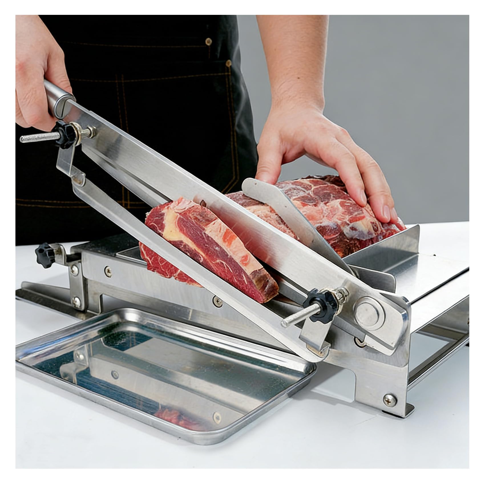 手動ミートスライサー 家庭用 業務用 スライサー 肉 1~55mmスライス厚さ調節 指の保護 安全ロック 専用研ぎ器付 肉切り機 食品級ステンレス綱 冷凍肉スライス/リブ/魚/丸鶏/野菜/漢方薬/お菓子/ジャーキーなど|ヒマリショップ
