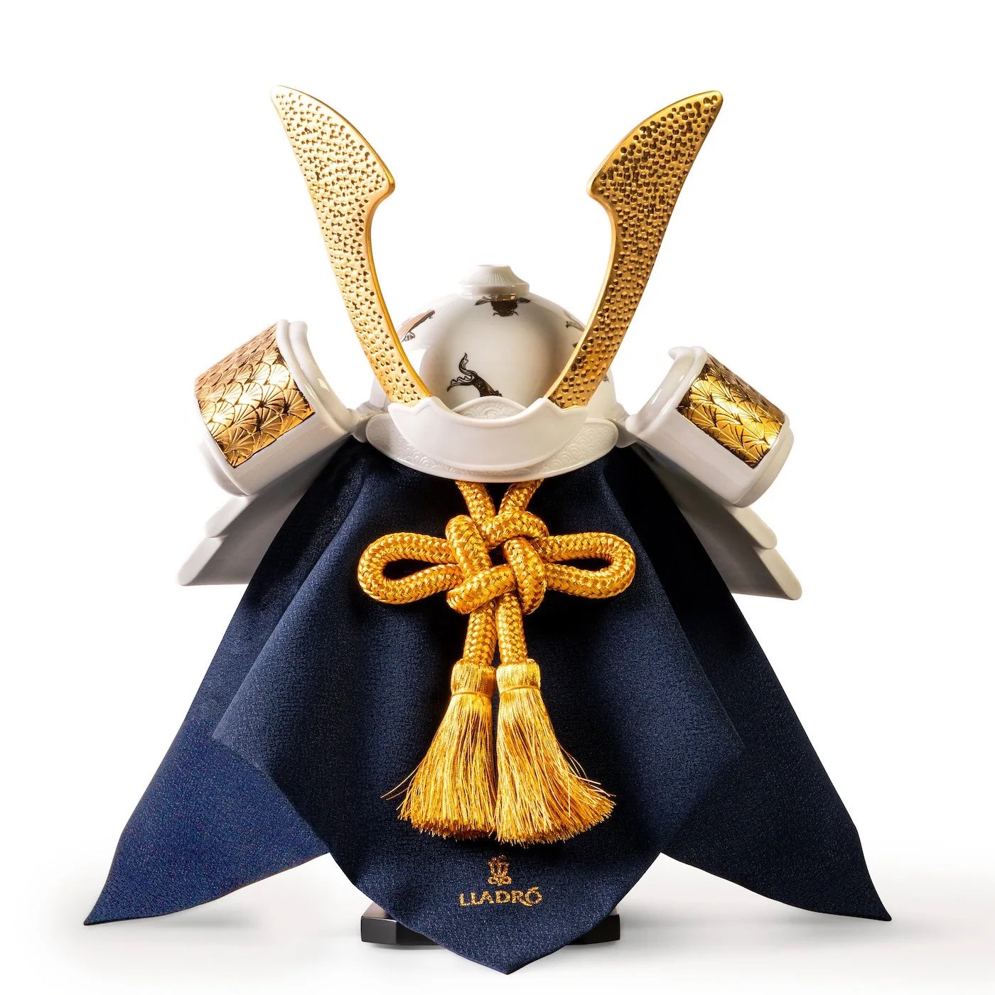 五月人形 兜飾り LLADRO リヤドロ 兜(鯉) 磁器兜 白木牡丹屏風