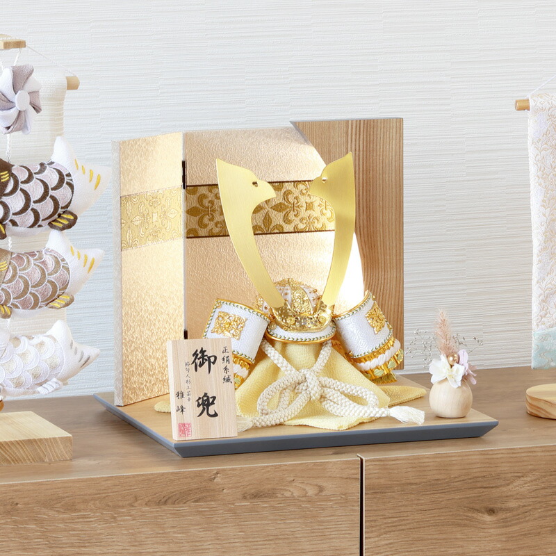五月あやつり人形 パウダーコンパクト 兜平飾りつけ 兜飾りつけ 雅峰作 金小札 正絹 白薄緑糸縅 8号 LED屏風 【2026年歳新作】 h085-fz-6m21-hh-231