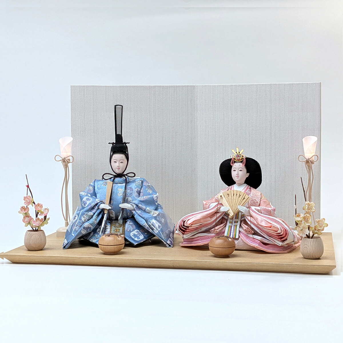 おしゃれ コンパクト【Flower Girl 彩春(いろは)雛】ひな人形 和モダン|可愛いお雛様|人気な新王飾り|和洋 雛人形|雛人形・五月人形・お雛様ひなせい