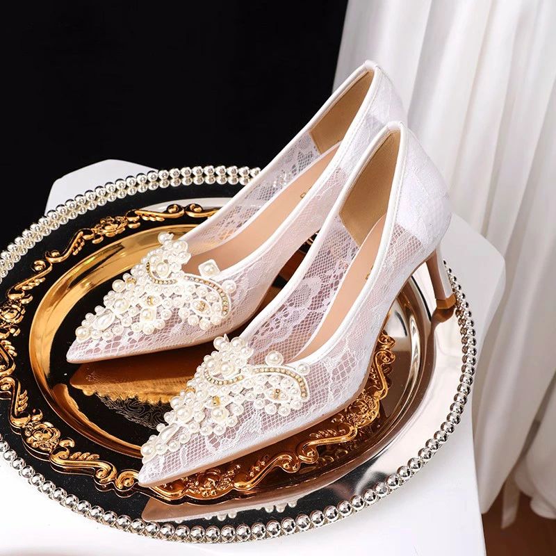 2 23.5 23 22.5 22 前撮り 告げ知らせる会 外国で挙式 華燭の典 花嫁御寮 華燭の典 掻き鳴らす会 寄り合い 二次会 靴 白 美脚 華燭の典シューズ