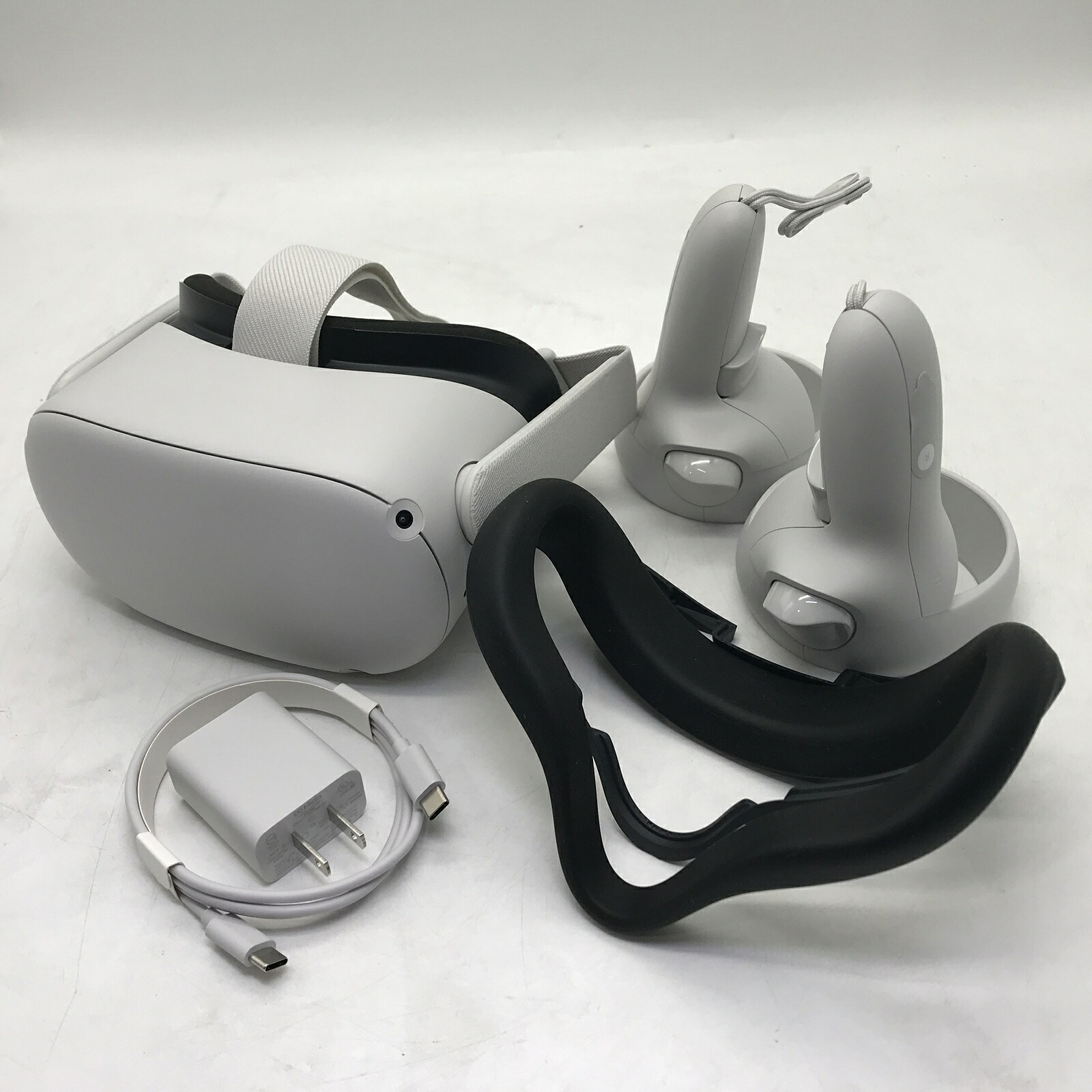 【30昼日なか引きうける】  Meta Quest 2(メタクエスト2)/128GB VR頭顱書き割り 本体書き割り 【VRゴーグル】【貨物輸送無料】【中古】