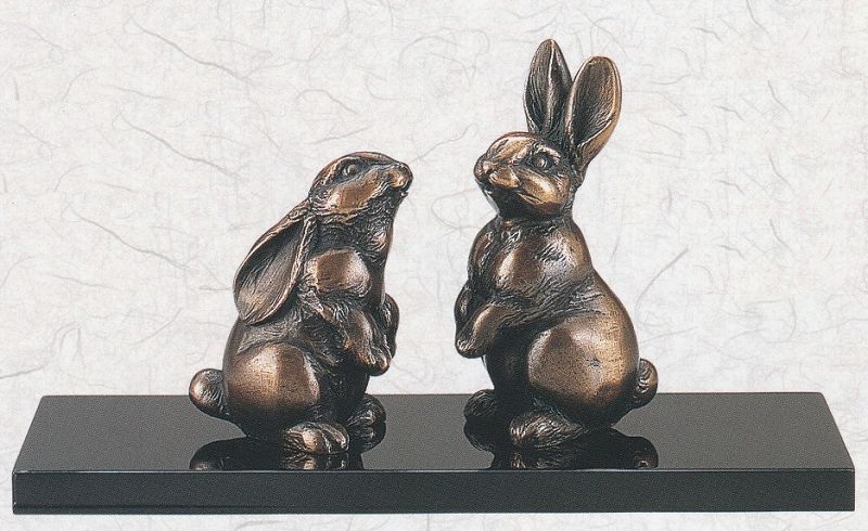 うさぎの置物 卯 兎 愛情 憲治作品 高岡銅器の干支 卯の置物｜美術工芸の檜屋