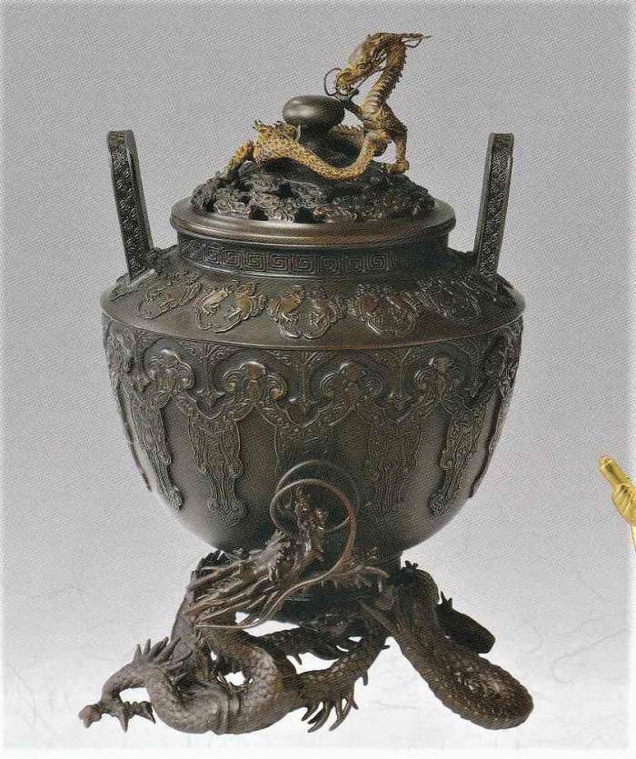 辰の置物 龍足雲龍蓋香炉 正晴作品 高岡銅器の縁起干支 龍の置物