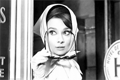 楽天市場 オードリー ヘップバーン ポスター Audrey Hepburn Scarf フレーム付 美術工芸の檜屋