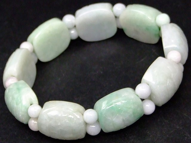 67849　　ミャンマー翡翠 ヒスイ 18mm×17mm／6mm ブレスレット 内径19cm 亀の甲羅 長寿 健康 幸運 金運 守護 安定 鑑別済 本物保証 ポーチ付き 送料無料 ミャンマー産 天然石 パワーストーン 7,425円