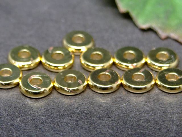 市場 61906A 丸型 10個セット 6mm×2mm わけあり アクセサリー 金属パーツ ロンデル 今月の半額 ゴールド