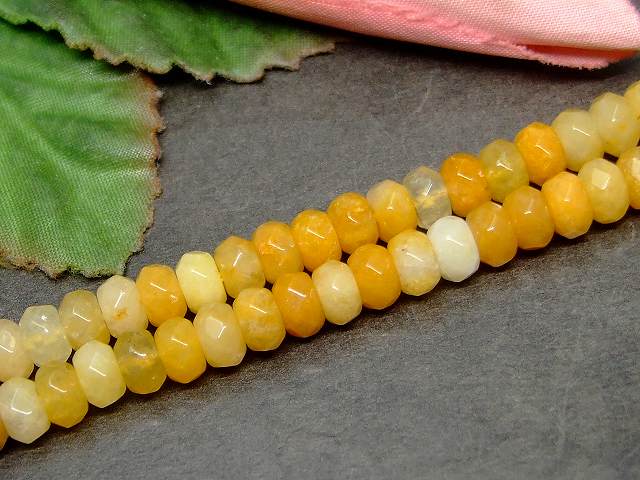 楽天市場】g3-28S 黄翡翠 ヒスイ 6mm×4mm ボタンカット ソロバン