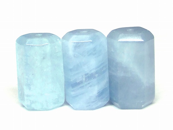 楽天市場】アクアマリン 39-49X18-20mm 六角柱ポイント 天然石