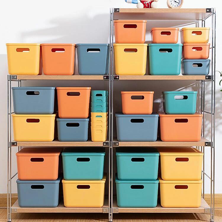 【10 個セット】完成品プラスチック収納ボックス 押入れクローゼット衣類収納 コンパクト 一人暮らし新生活向き