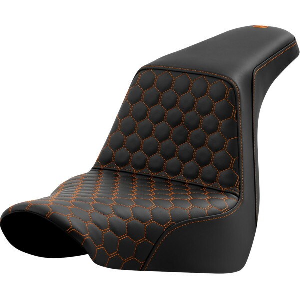【USA在庫あり】 サドルメン Saddlemen シート STEP UP HC オレンジ ステッチ 0802-1583 HD店
