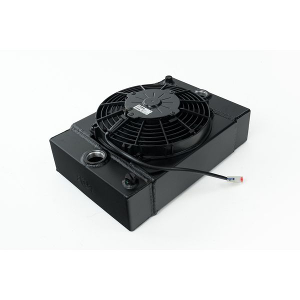 【USA在庫あり】 CSF Universal Drag Race / Tuck Radiator w/9in Spal Fan - 10.5in H x 10in L x 3.6in W - Black csf7065B HD店
