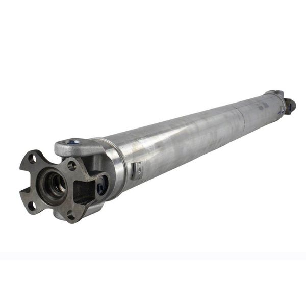 【USA在庫あり】 Ford Racing 96-04 Ford Mustang (w/ Manual Trans & 31 Spline) One Piece Aluminum Driveshaft Assembly frpM-4602-JA HD店
