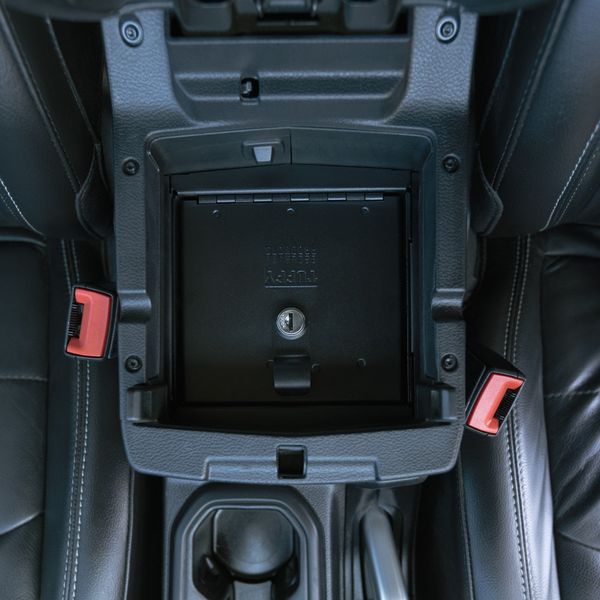 【USA在庫あり】 Tuffy Console Safe W/ Keyed Lock For Jeep Wrangler & Gladiator tfy348-01 HD店 40,047円