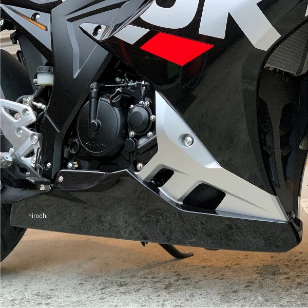 gsx-r125用m-techゼッケンカバー＆アンダーカウルのセット gsx-r125用m-techゼッケンカバー＆アンダーカウルのセット