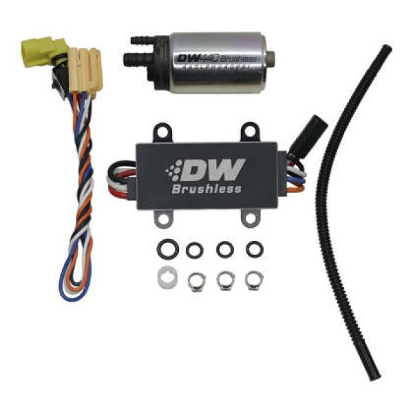 【USA在庫あり】 DeatschWerks DW440 440lph Brushless フューエルポンプ w/+C102 Controller w/ インストールキット 14年-19年 シボレー Corvette dwk9-442-C102-0911 HD店